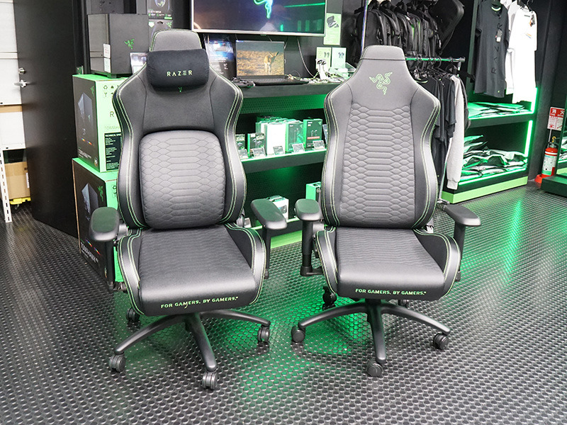 左が「Razer Iskur」、右が「Razer Iskur X」