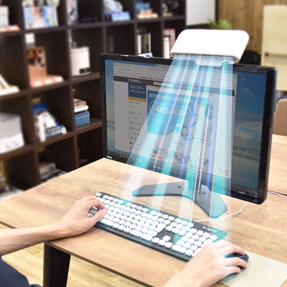 手汗スッキリ！モニターに取り付ける「おろし風ファン」（S-AMF21W）