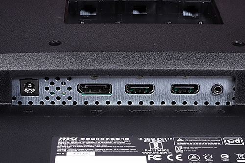 PS5でもPCでも使いやすい！曲面/165Hzの27インチゲーミング