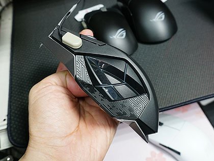 ASUSの新型マウス「ROG Spatha X」「ROG Gladius III Wireless