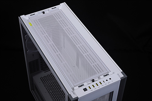 魅せても冷やしてもOK！420mm水冷対応CORSAIR製フルタワーケース「iCUE