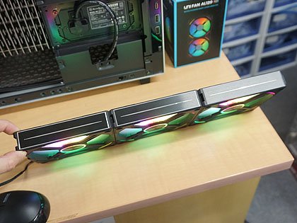 Lian Liの連結ファン「UNI FAN AL120」が発売、ファン同士を繋いで一体