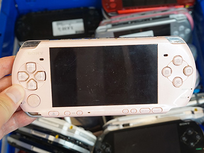 SONY (ソニー) PSP ※ジャンク品の為保証無 PSP-3000 動作未確認