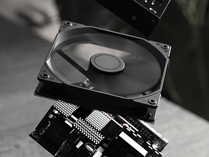 奥行き150mmの80PLUS Platinum電源「Ion+ 2」がFractal Designから
