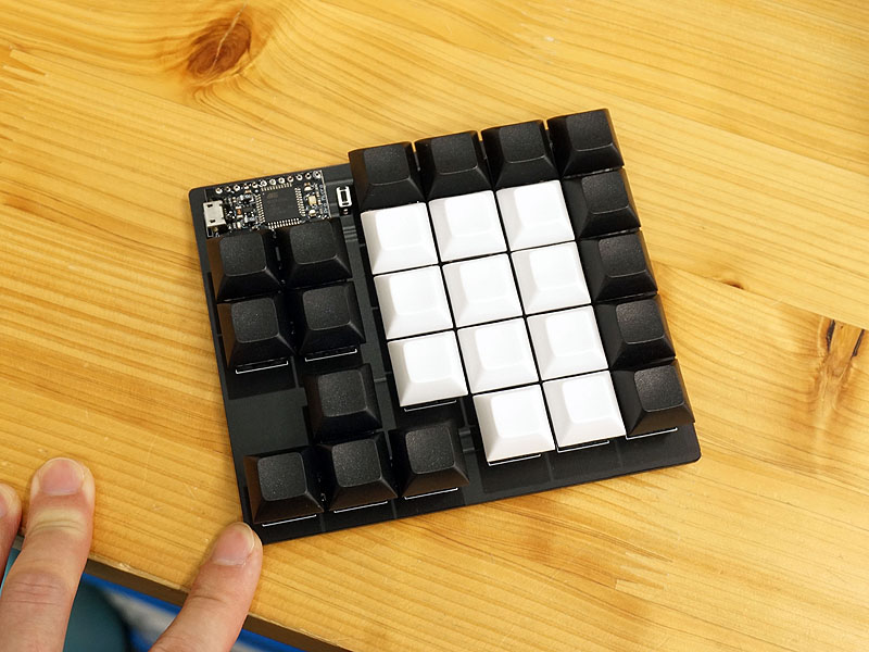 社畜のキーボード「主任」