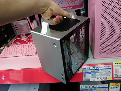 赤 ミニPCケース jonsbo t8 電源セット JONSBOの“岡持ちMini-ITXケース”が発売、カラーは3色 - AKIBA PC
