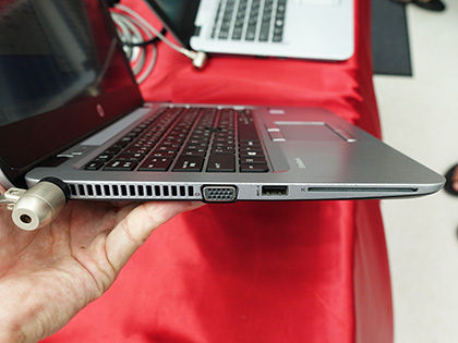 HP製12.5型モバイルノート「EliteBook 820 G3」が29,800円!新品SSD