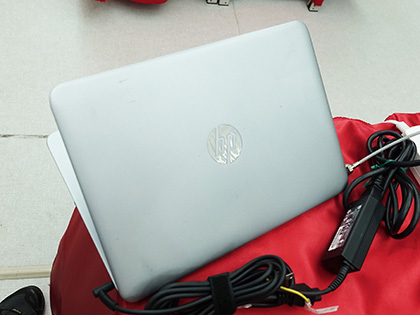 HP製12.5型モバイルノート「EliteBook 820 G3」が29,800円!新品SSD