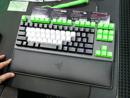 Razerの光学式キーボード「Huntsman V2」が30日に発売、テンキーレス
