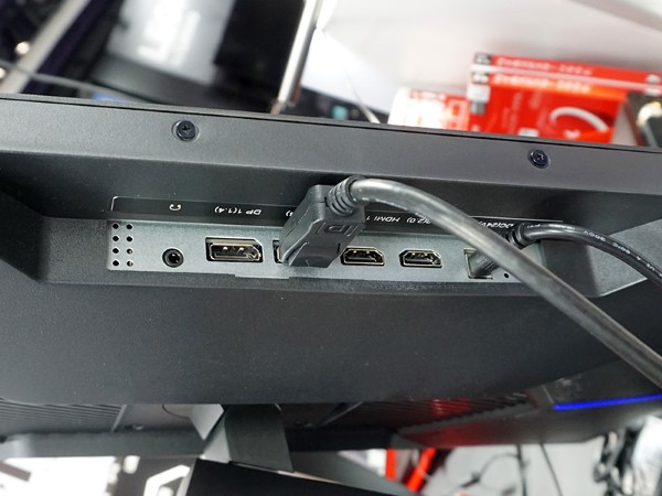 PS5対応/144Hz駆動の31.5型4Kゲーミングモニターが入荷、実売