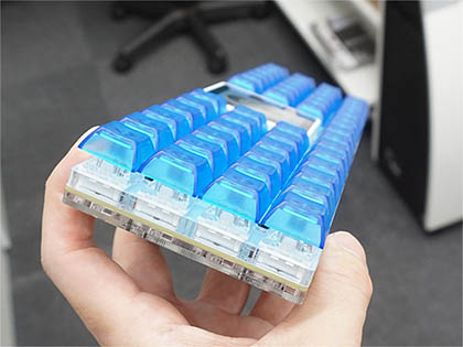 M5Stack Core2を使ったキーボード自作キット「AZ-M5ortho」、M5Stackで