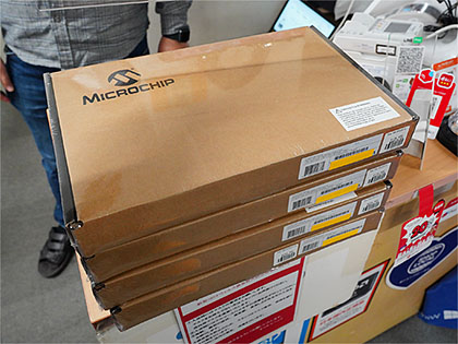 24Gbps SAS/PCIe 4.0対応のRAIDカードがMicrochip Adaptecから、ポート