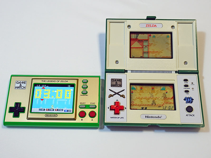 1989年に海外で発売された上下2画面(マルチスクリーン)モデルとの比較