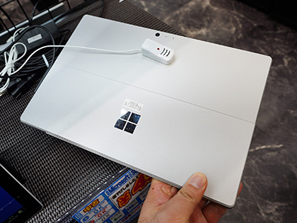 綺麗なものは早い者勝ち！第7世代Core i5搭載の「Surface Pro」が