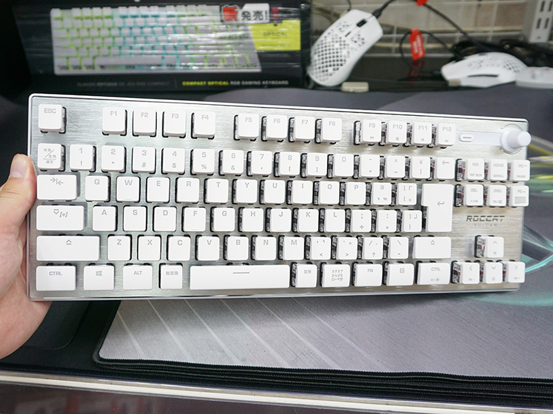 「VULCAN TKL PRO」