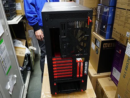 サイバーパンク2077×NZXTコラボのPCケース「H710i Cyberpunk」が発売