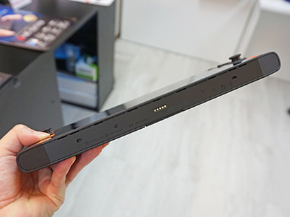 ポータブルゲーミングPC「ONEXPLAYER」にRyzen 7 5700U搭載モデル ...