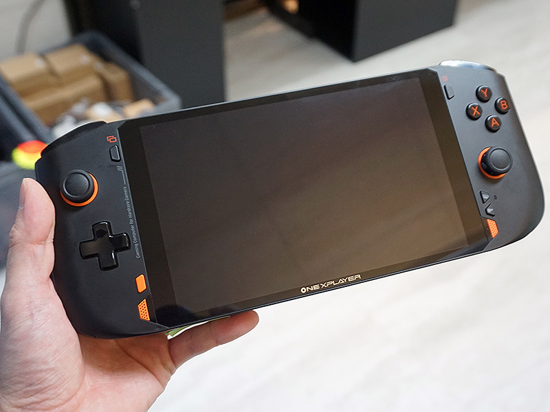 One-Netbook ONEXPLAYER mini