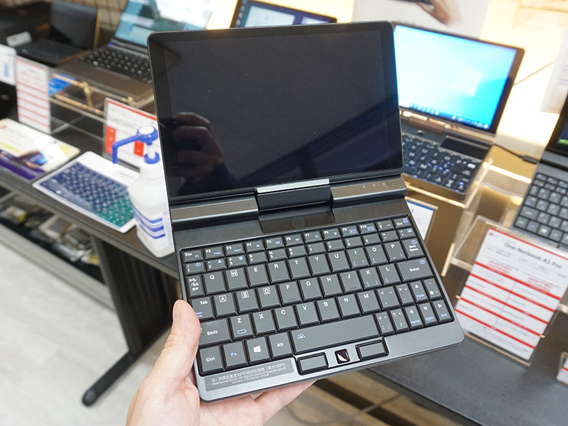 「One-Netbook A1 Pro国内正規版」