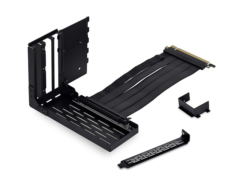 左から順に「VERTICAL GPU KIT」、「UPRIGHT GPU KIT」、「ADDITIONAL I/O KIT」