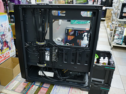 Antecの冷却向けミドルタワー「DF800 FLUX」が入荷、ビデオカード向け