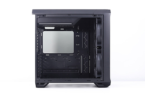 180mmファン×2でハイエンド構成も余裕で冷えるATXケース「Fractal