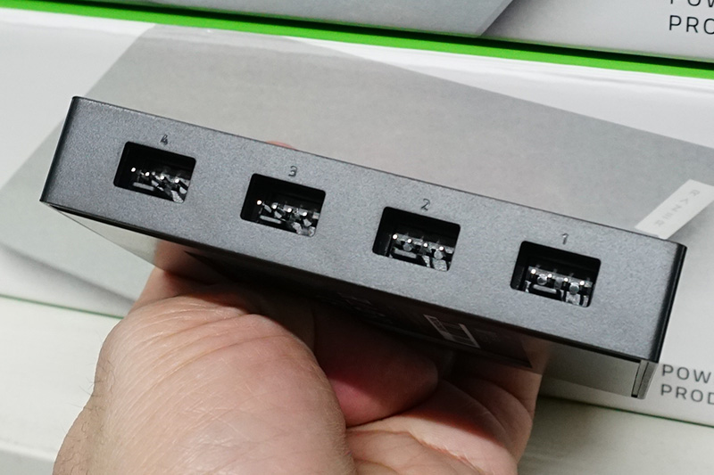 Razerブランドの冷却ファン「Kunai Chroma RGB」が発売、ファンコンも