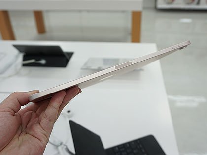 M1チップ搭載の最新「iPad Air」がデビュー - AKIBA PC Hotline!