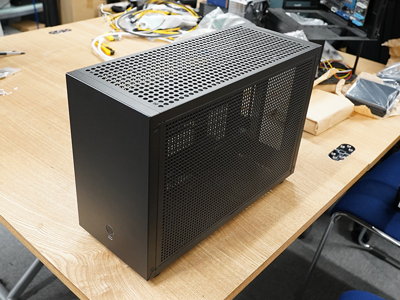 「GEEEK M5」
