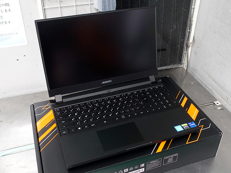 AORUS 5 SE4-73JP213SH