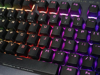 ROG STRIX FLARE II ANIMATE メカニカルキーボード　茶軸 ROG Strix Flare II Animate Gaming Keyboard | PBT Keycaps | Gaming