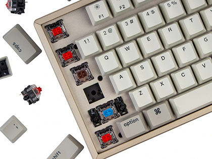 有線/無線対応のテンキーレスキーボード「Keychron K8」にLED非搭載 