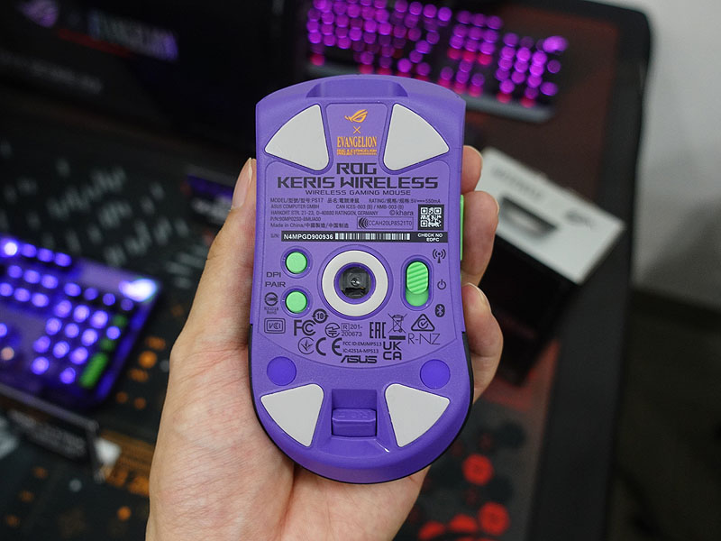 ROG KERIS Wireless EVA Edition(マウス 12,980円)