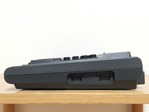 MSX2本体 Panasonic FS-A1 アダプタ、ジョイパッド2個付き MSX2本体 Panasonic FS-A1 アダプタ、ジョイパッド2個付き MSX 2