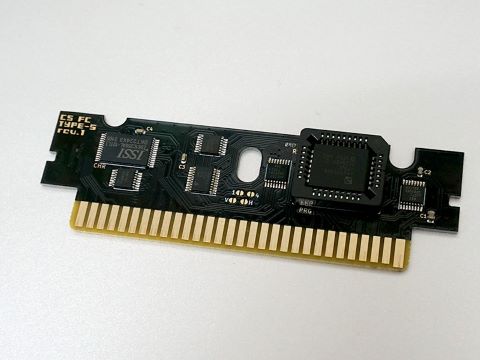ファミコン向けのフラッシュカートリッジ基板が入荷、実売4,000円