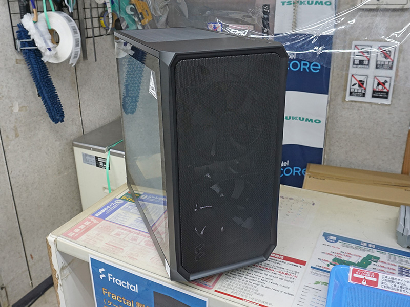 「Focus 2 Black TG Clear Tint」