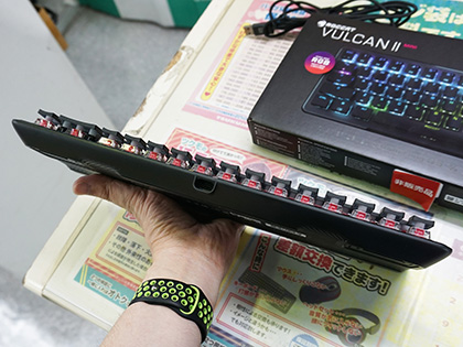 ROCCATの光る65%キーボード「Vulcan II Mini」が発売 - AKIBA PC Hotline!