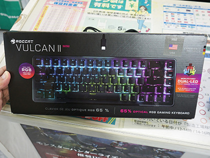 VULCAN キーボード　光る 高機能で最上級に光るゲーミングキーボードとマウス✨｜ ROCCAT