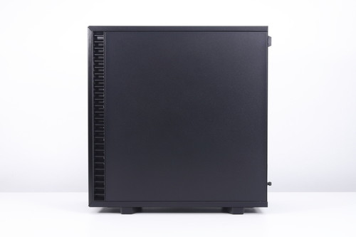 ATXはデカすぎる”勢に朗報！microATXケースの新定番「Fractal Design