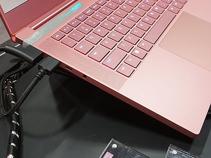 14型ゲーミングノート「Razer Blade 14」に新色ピンク、Ryzen 9 6900HX
