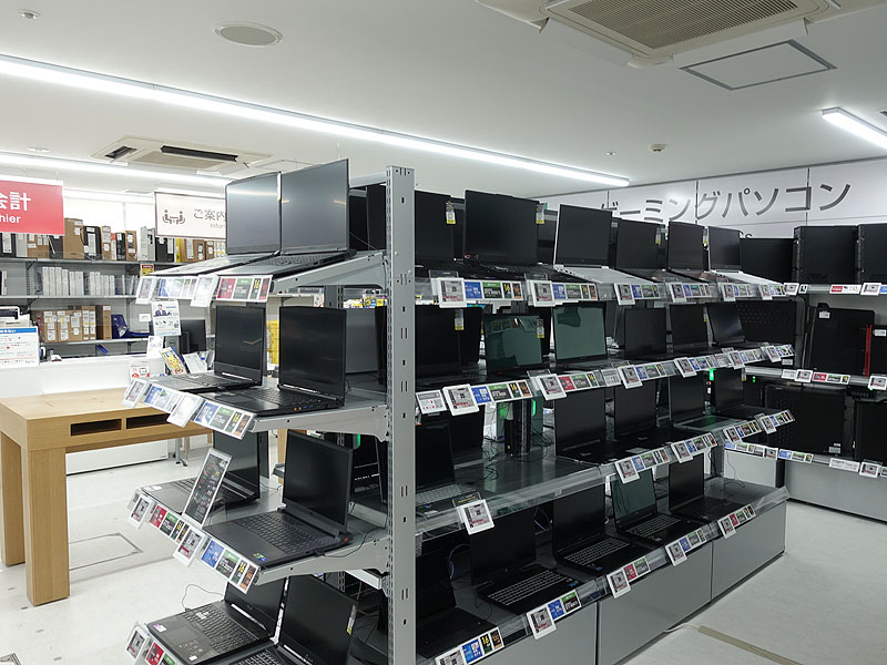 地下1階 中古PCフロア