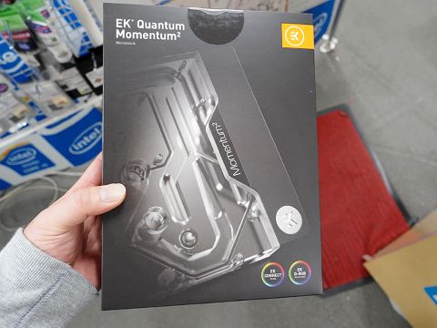 ポンプ一体型のLGA1700用CPUブロックなど、EKWBの本格水冷パーツ