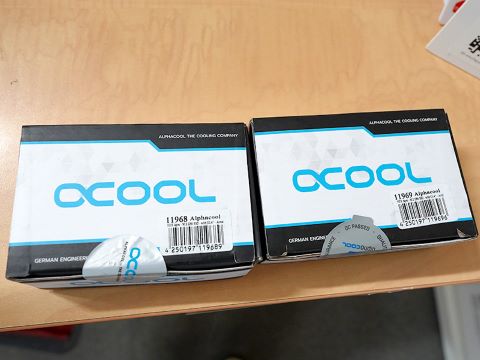 Alphacoolの本格水冷用M.2クーラーやGeForce RTX 4090用水冷ブロックが