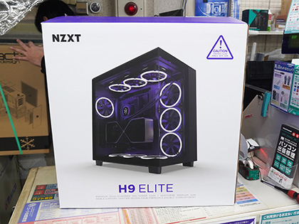 PC内部がより美しく見える“完全シームレス”なガラスPCケース「NZXT H9