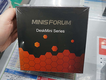 Ryzen 3 3300U搭載の小型PC「MINISFORUM UM330」が入荷、OSの違いで2