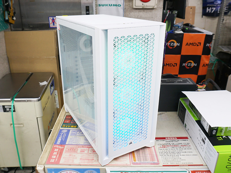 「iCUE 4000D RGB Airflow」