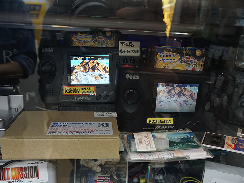 GENESIS NOMADのデモ(高画質化改造済みと無改造品)