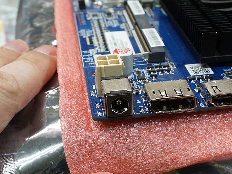 ACアダプタ駆動