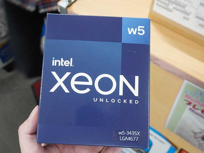 16コア/32スレッドの「Xeon w5-3435X」