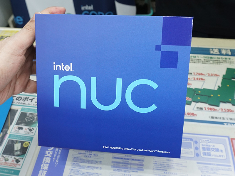 「RNUC13ANHi30000」